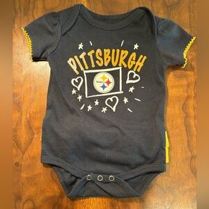 Pittsburgh Steelers Onesie 0-3 Months Girls NFL